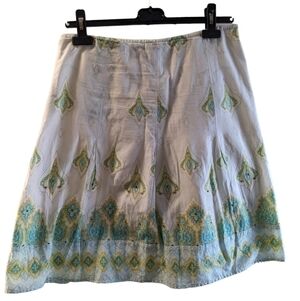 Mac & Jac Paisley cream coloured skirt with green sequins and jewels size 8